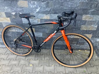 Gravel kolo - M rám - 9