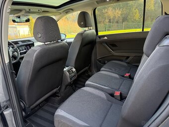 2019 VW Touran TDi 7 míst - 9