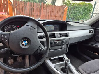 BMW E91 320i Kombi (2006) – Benzín, Xenony, Navigace, Tažné - 9