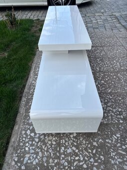 Tv stolek z XXXLutz - 9