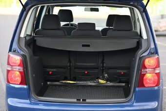 Volkswagen Touran 2.0 EcoFuel CNG 2009 TOP STAV Servis VW - 9