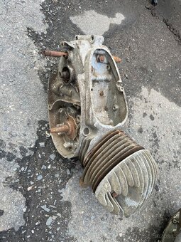 Motor Čz 125 T,B - 9