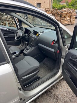 Opel Zafira B 1.6 benzín 77kW - 9