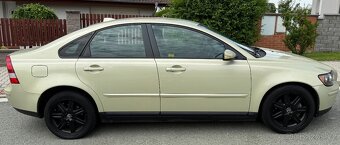 Volvo S40 2.0d - 9