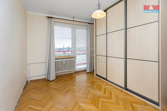 Pronájem bytu 3+1, 72 m², Pardubice, ul. Věry Junkové - 9