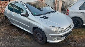 PEUGEOT 206 automat - 9