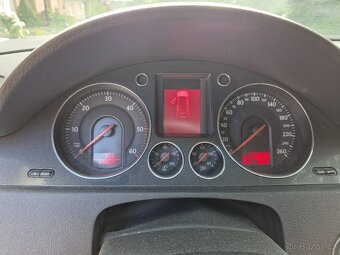 Passat B6 1.9 TDI 77 kW r.v. 2006,najeto 216 000km - 9