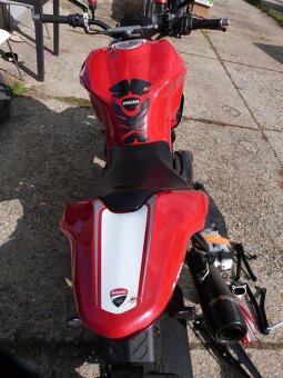 Ducati monster 1200 r - 9