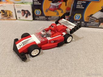 Stavebnice - hračky kompatibilní s Lego. - 9