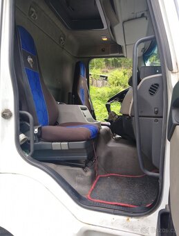 Renault Midlum 220dxi Euro 5, 12t. r.v. 2011 čelo 1t. měchy - 9
