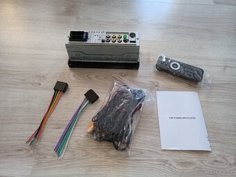 Dotykové 1din autorádio 5" s kamerou Bluetooth FM - 9