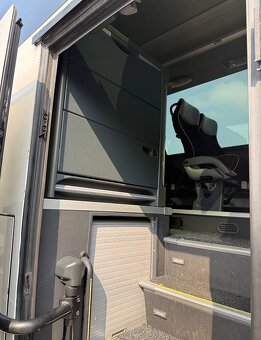 SCANIA HIGER Touring HD - turistický autobus - 9