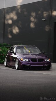 Bmw e90 330i airride - 9