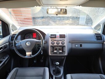 VW TOURAN 1.4 TSI Freestyle - 9