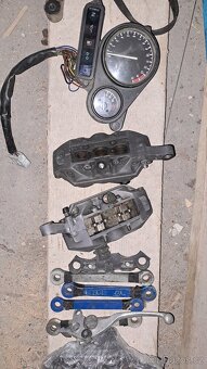 Yamaha yzf 750 , yzf 1000r yzf r1 - 9