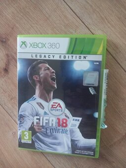 Xbox 360 včetně monitoru a her, a tenisové konzole Lexibook - 9