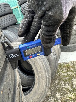 Pneumatiky 255/45R19 - 9