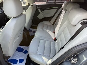 ► ŠKODA OCTAVIA 2,0 FSI - 110 kW, PARK. SENZORY ◄ - 9
