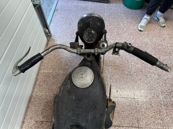Historický motocykl BMW R35 - veterán, projekt - 9