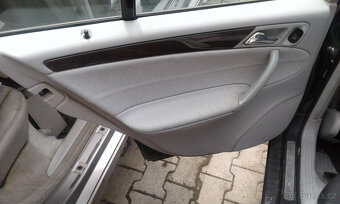 MERCEDES C W203 - Použité náhradní díly z tohoto vozu - 9