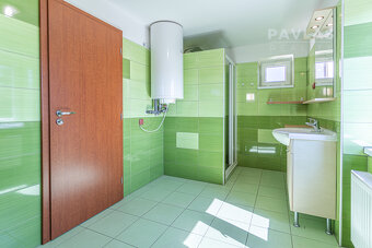 Velký byt 3+KK 92 m2 v Bělé u Malont – vlastní parkování, sk - 9