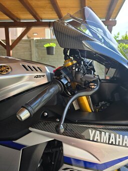 Yamaha R1M - 9