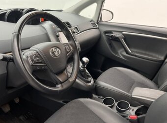 TOYOTA VERSO - 9
