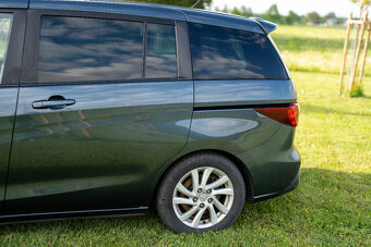 Mazda 5 1.8L 85kw, VESTAVBA, dvoje kola - 9