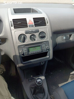 Volkswagen Touran 1,4 TSi - 9