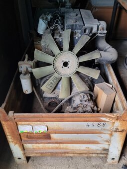 motor Perkins čtyřválec 3777E I4B/4 - 9
