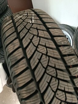 Pneu 5x112 205/60/R16 VW ,Škoda - 9