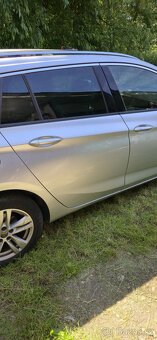 Opel astra kombi 1.6cdti - 9