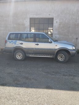 NISSAN Terrano - náhradní díly - 9