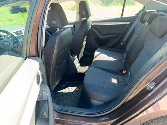 Škoda Octavia III 2.0 TDI 110 kW - 9