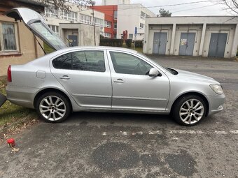 Alu kola Škoda Octavia 2 RS 18", pneu RIKEN letní 225/40 - 9