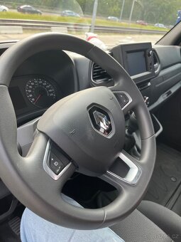 RENAULT MASTER III r.v. 2023, 6 míst, 120kW - 9