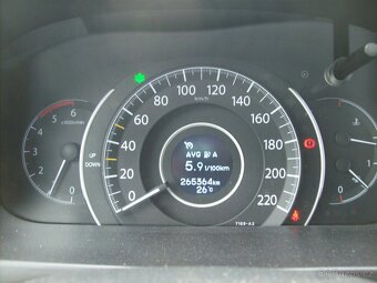 Honda CR-V 2.2 i-DTEC 110kW Executive 4x4 ČR - 9