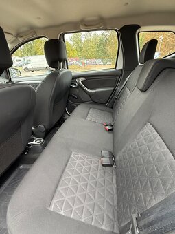 Dacia Duster 1.6i 16v - 9