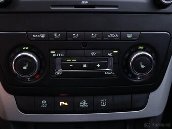 Škoda Yeti 2,0 TDI 4x4 DSG Experience (2011) - 9