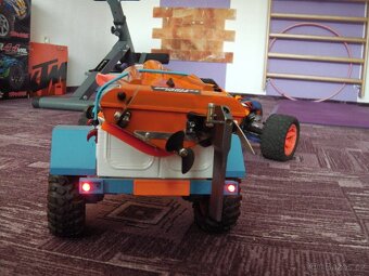 RC PŘÍVĚSNÝ VOZÍK - 9