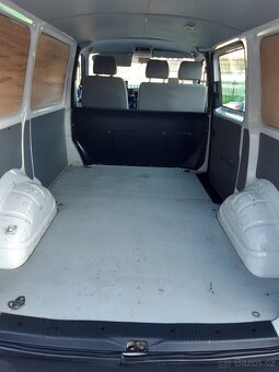 VW Transporter 2.0tdi - 9