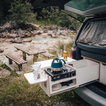Kempovací obytná vestavba, camping CAMPEES box I - 9