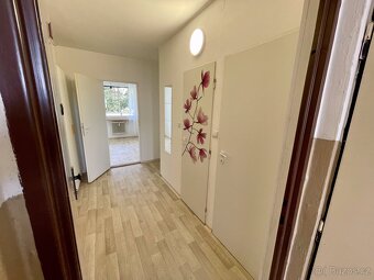 Částečně zařízený byt 2+kk / Kralupy nad Vltavou-Lobeček - 9
