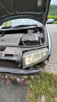 Škoda Fabia sedan 1,4 na náhradní díly nebo opravu - 9