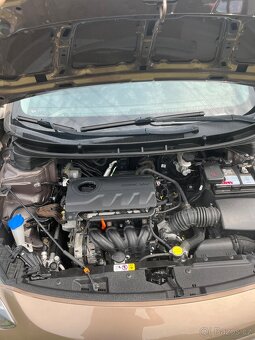 Prodám  Hyundai I30, 1.4i 73kW - 9