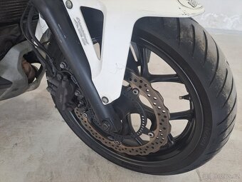 Honda NC700S ABS - 9