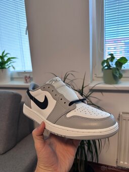 Air Jordan 1 Low OG Barons - 9
