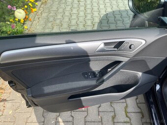 Volkswagen Golf combi 1.6 Tdi 85 KW r.v. 2020 po 1.majiteli - 9