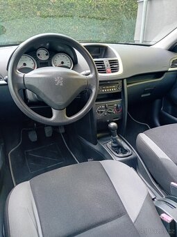 Peugeot 207 sw - 9