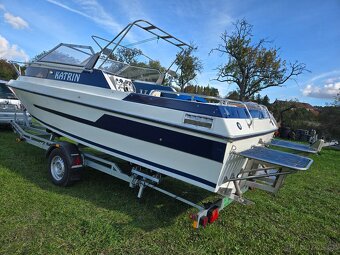 Kajutova lod 6.6x2.4m, možno motor, vlek - 9